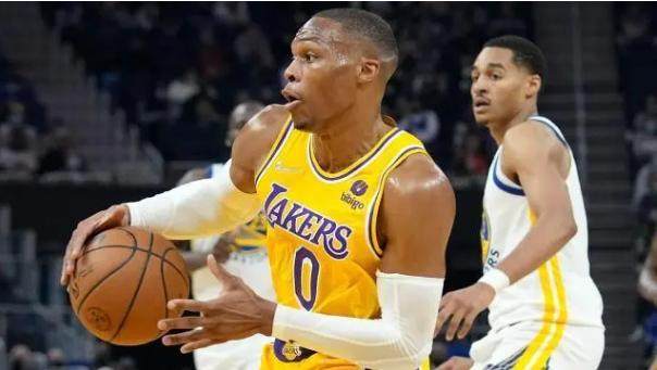 开云体育平台-【观察】揭幕战看点汇总 湖人大闹勇士戒指之夜?