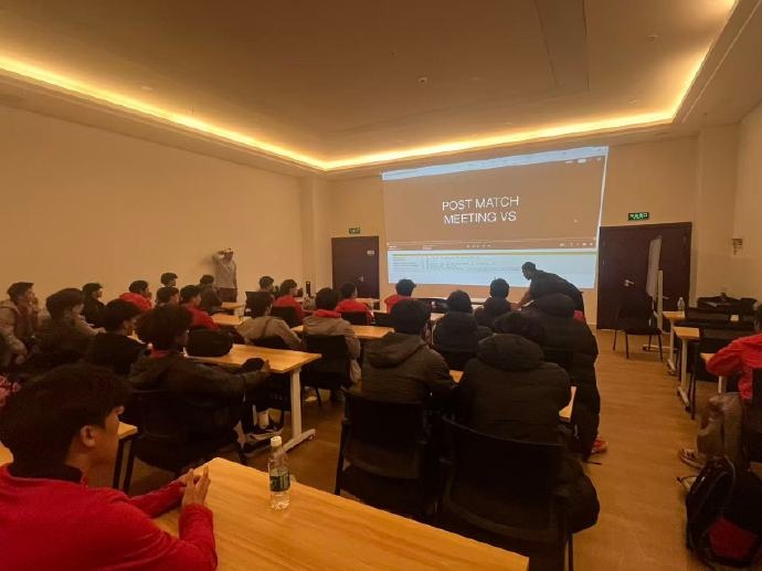 开云-爱游戏-1月24日，上海海港B队在云南昆明海埂基地完成了为期三周的冬训